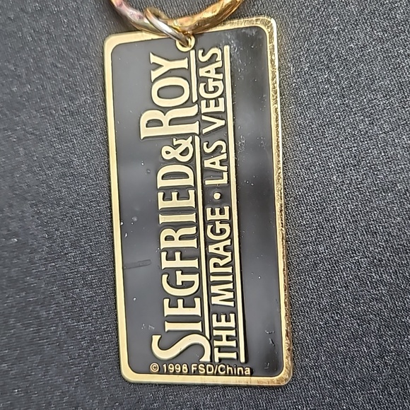 Siegfried & Roy Name plate keyring " Elizabeth " the mirage *las Vegas - Picture 5 of 7